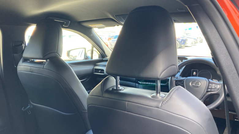 Lexus UX 300e 150kW 54.3 kWh 5dr E-CVT Electric Hatchback